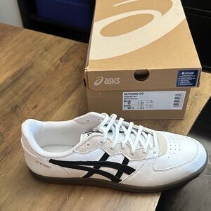 ASICS Skyhand OG White and Black Sneakers